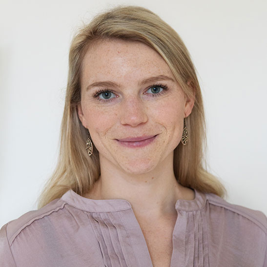Julia-L. Julia-L.